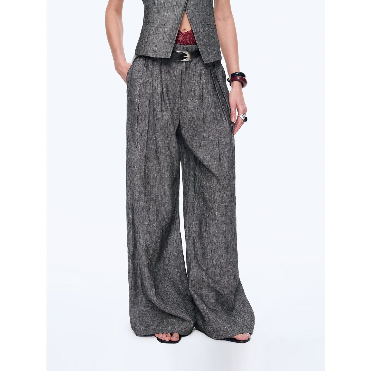 "Old Money Space" Linen Draped Vest and Straight Trousers Suit
